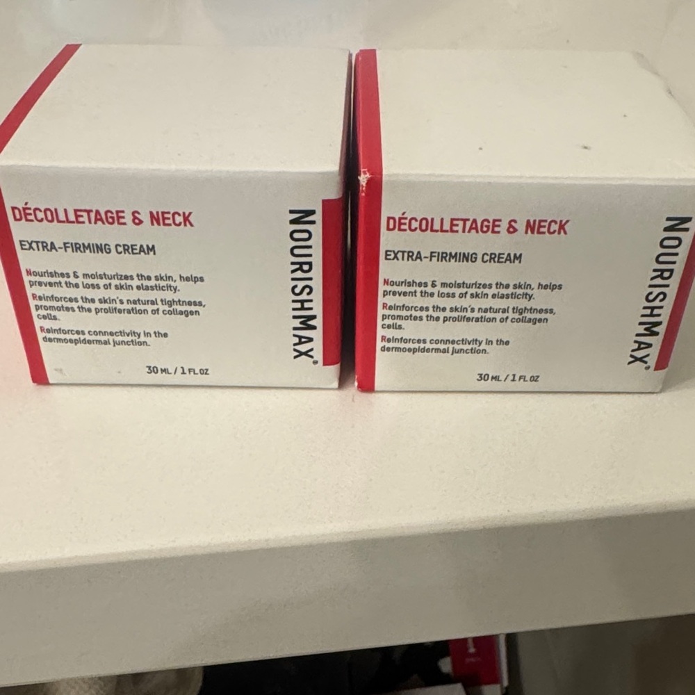 Nourishmax Décolletage & Neck Extra-Firming Cream — White with Pink Accent